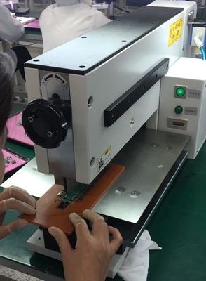 Pisau pemotong lurus PCB Mesin Pemotong PCB 0,6 - 3,5 mm